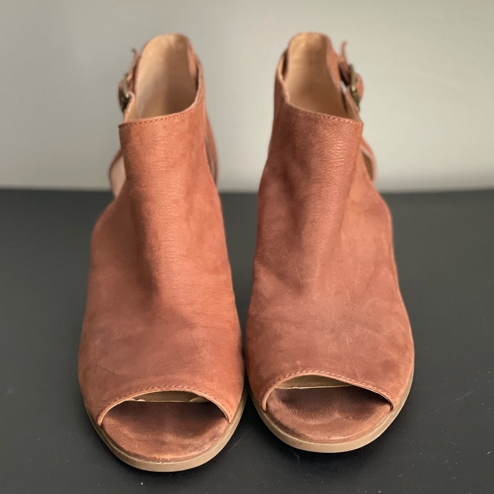Lucky Brand Booties Brown Leather Barimo Open Toe Sandal Low Heel Size 8 - Picture 2 of 9